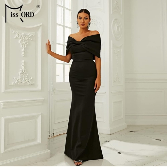 NWT Women’s Off The Shoulder Black Formal Maxi Dress, Mermaid Size L (8/10) - Picture 2 of 13